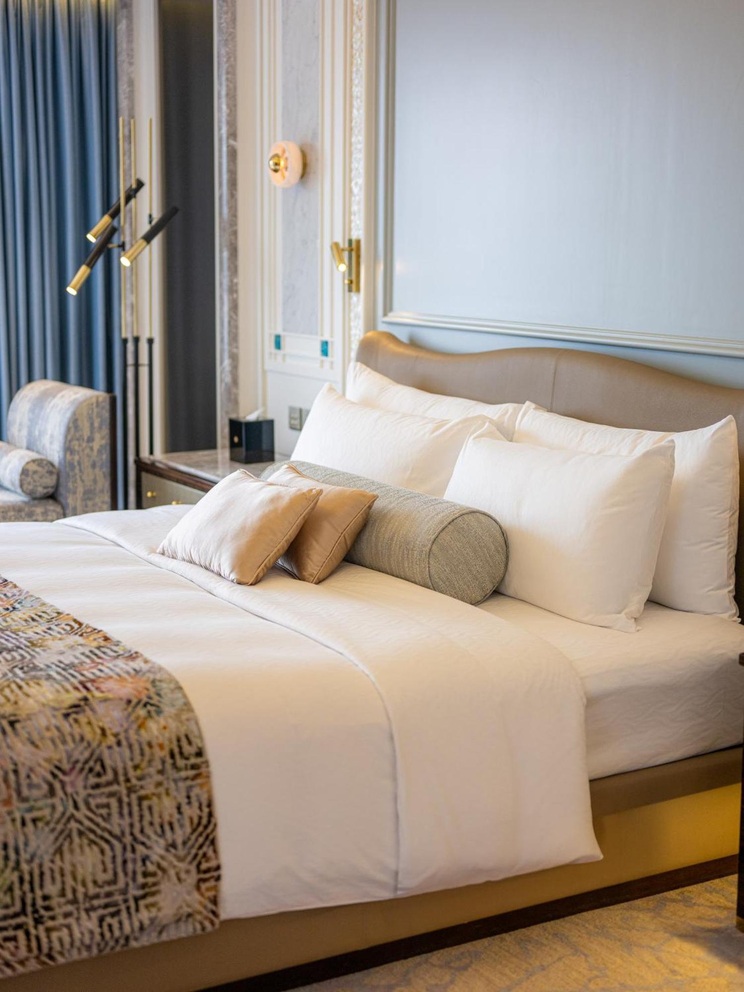 Grand Emperor Hotel Макао Экстерьер фото
