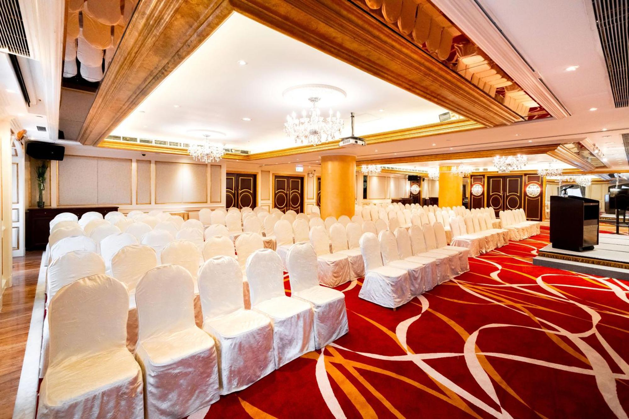 Grand Emperor Hotel Макао Экстерьер фото